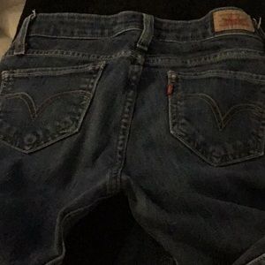 LEVI SKINNY JEANS